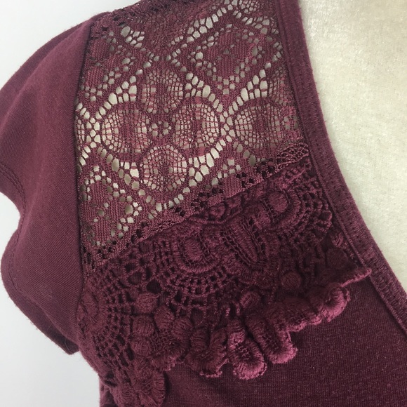 Francesca's Dina Be Cranberry Wine Crochet Top - Picture 3 of 6